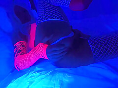 Cute Amateur Brunette Solo Jerking Show On Camera