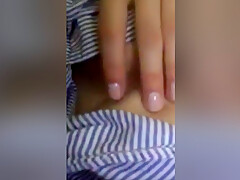 Cute Girl Shows Her Tit On Periscope