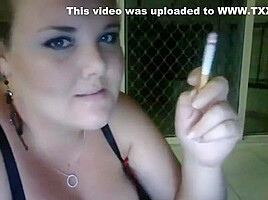 Cute bbw smoker
