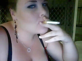 Cute bbw smoker