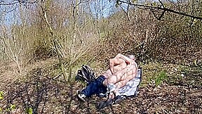 DRAGUE DANS BOIS