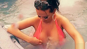 Danni Levy Jacuzzi
