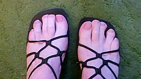 Dawn feet for Roy