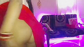 Desi Girl Massaged Her Boobs And Sucked The Nipples With Her Mouth