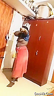 Desi Tamil Bhabhi After Bathing Video Record By Hubby