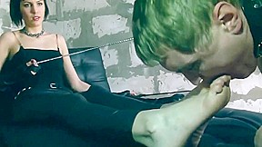 Dies ist Domina ist eine BadGril