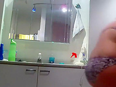 Dressing up after a shower