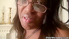 Ebony Gilf Amanda Horn Fucks Herself With A Dildo
