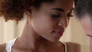 Ebony beauty jizzed over