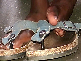 Ebony shoeplay