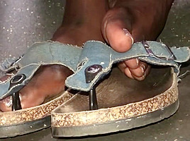 Ebony shoeplay