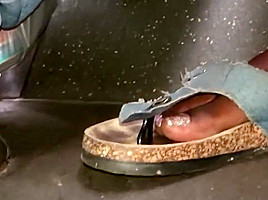 Ebony shoeplay