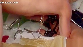Elegant goddess live out her fetish fucking maid with toy