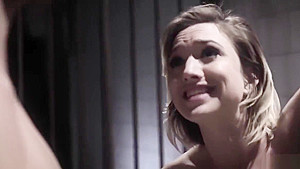 Eliza Jane fucking to get out of the psycho cage