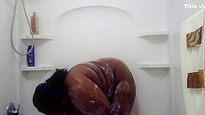 Fat Black Girl In The Shower
