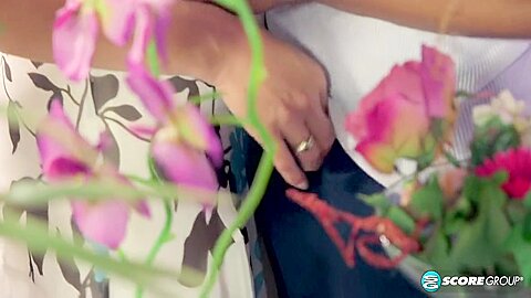 Flowers A Bbc And A Creampie