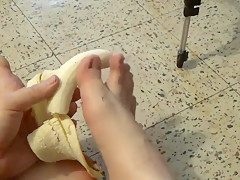 Foot Banana