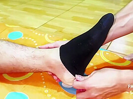 [ ] Foot & Fuk