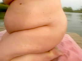 For admirers of the bigger belly - on the river