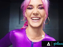GIRLSWAY - Sex Goddesses Siri Dahl And April Olsen Share Their Love For Anal Sex