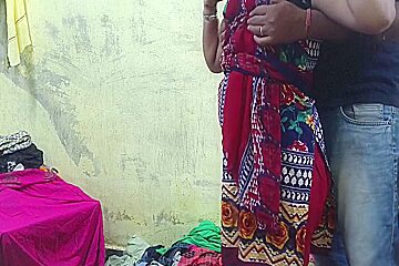 Gav Se Ahi Kamwali Bai Ko Kam Karne Wale Ladake Choda