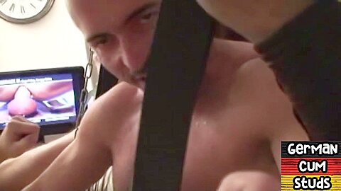 German amateur gaydaddy barebacked in sling by pierced BF