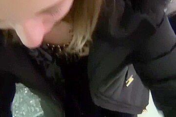 Gewagter public anal fick im einkaufszentrum