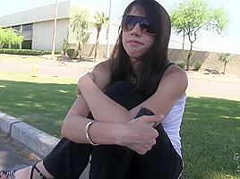 GloryholeSwallow - Samantha B's 1st Visit
