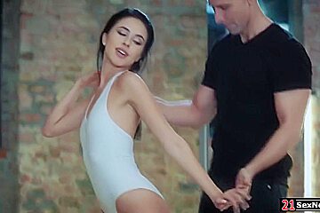 Guy Fingers Then Ass Fucks European Gf