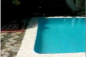 Guy fucks latina tranny outdoor