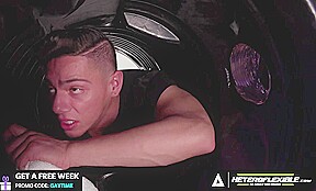 HETEROFLEXIBLE - While Benvi Is Stuck In A Vent, Blake Wilder Sees An Opportunity To Fuck His Ass