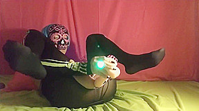Halloween Skullgurl (Short Version) (Crossdresser solo)