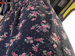 Hawt legs up flowered costume of blond