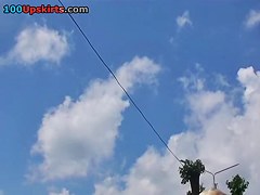 Heart-braking upskirt flash outdoors