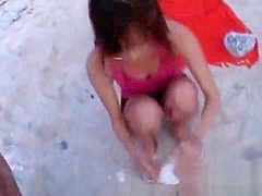 Horny pair uses their alone time in the large outdoors