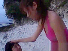 Horny pair uses their alone time in the large outdoors