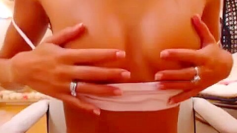 Hot Body Girl On Cam