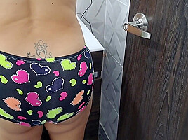 I Cum On My Stepmothers Face And She Swallows My Cum