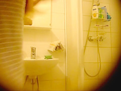 Incredible blonde, shower spy