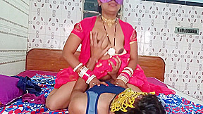 Indian Horny Newly Married Wife Riding Servant Dick On Fuck With Honey Moon And Bengali Boudi