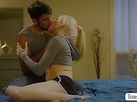 Izzy Wilde And Dante Colle - Ts Barebacked By