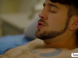Izzy Wilde And Dante Colle - Ts Barebacked By