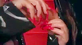 Jaime les ongles longs