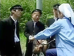 Japan milf fuck with 5 young stud