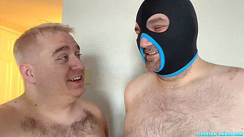 Jersey Tickling: Kevin - Kevin & Matt