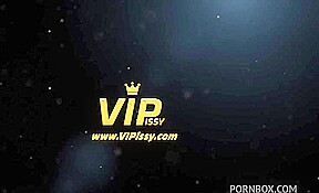 Jessica Lincoln gets pissed on after fuck by VIPissy - PissVids