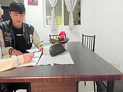 Jovenes Universitarios Cogen Y Le Da Una Buena Leccion Encima De Mesa 10 Min