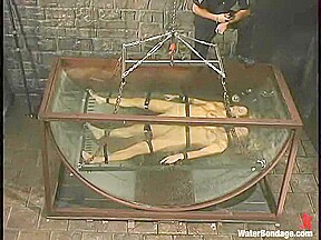 Justin and Veronika in Waterbondage Video