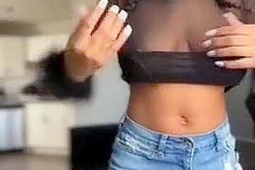 K See Through Live