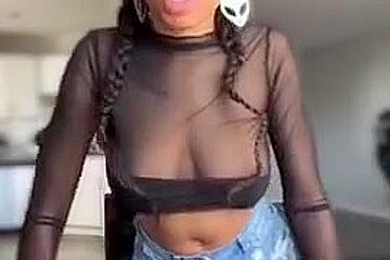 K See Through Live